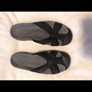 Keen men's flip flops